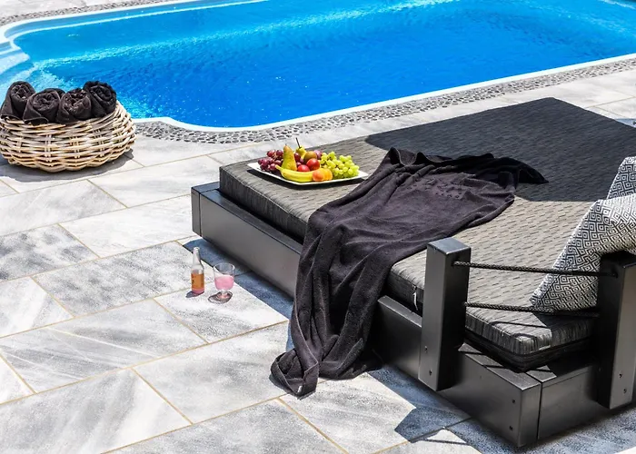 Aurora Mykonos فيلة كالافاتيس