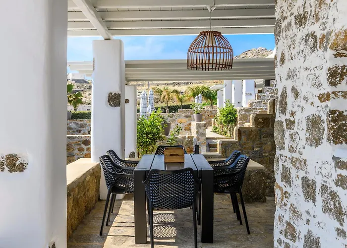 Aurora Mykonos كالافاتيس