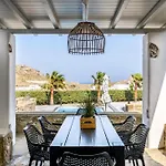 فيلة Aurora Mykonos *
