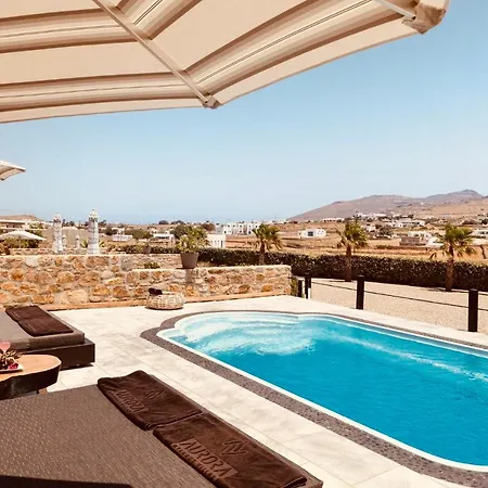 Aurora Mykonos * カラファティス